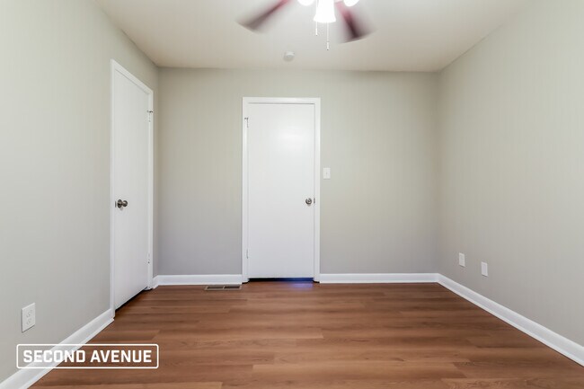 Building Photo - 255 Forest Rd