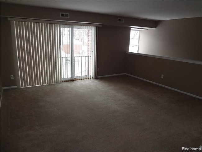 Building Photo - 611 Sunset Ln