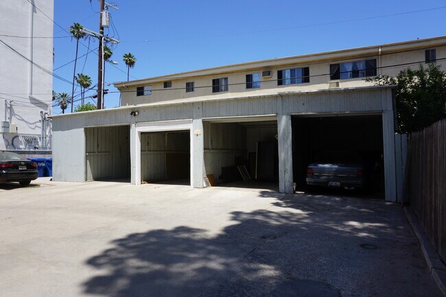 Foto del edificio - 1118 Magnolia Ave