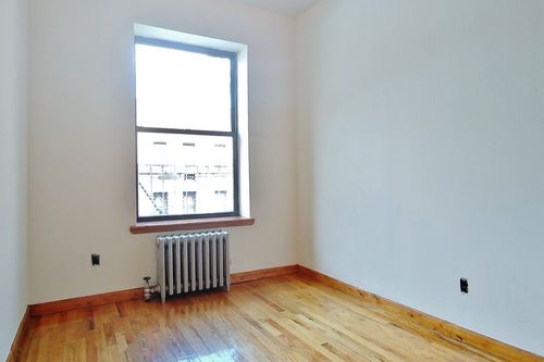 Building Photo - 328 E 66th St