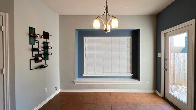 Building Photo - Beautiful Home Available for Lease in Shav...