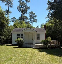 Building Photo - 812 Baldwin Dr