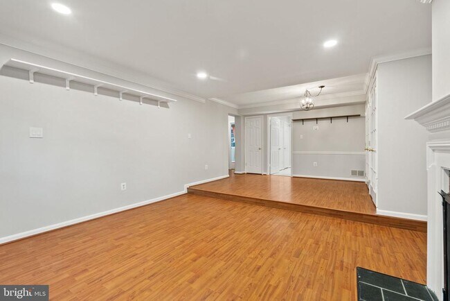 Foto del edificio - 1956 N Cleveland St