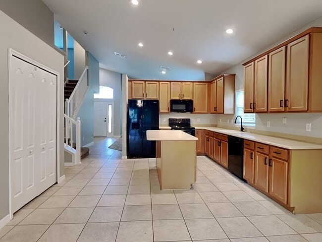 Foto del edificio - 906 Summit Ash Ct