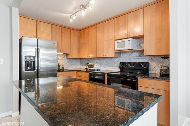 Foto del edificio - 3550 N Lake Shore Dr