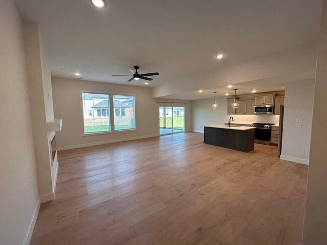 Foto del edificio - 5317 Makana Ln