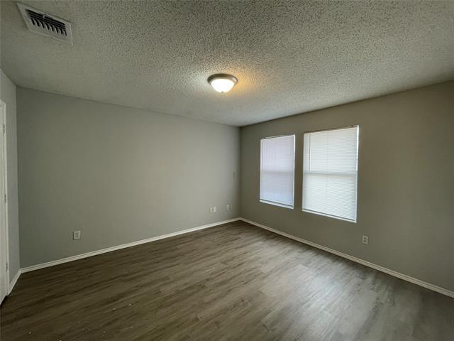 Foto del edificio - 4611 Wedgewood Dr