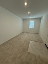 Building Photo - 30282 Waterline Dr