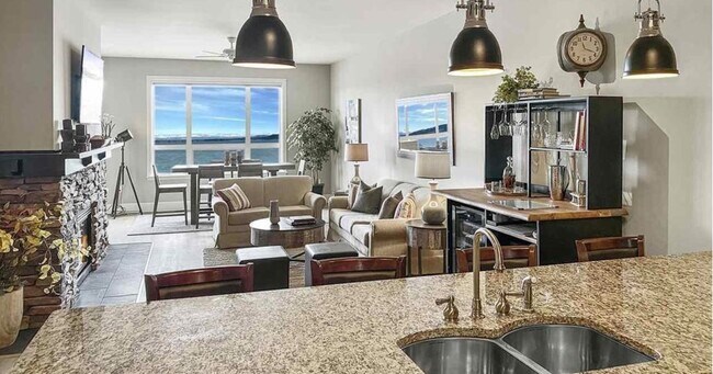 Foto del edificio - 702 Sandpoint Ave