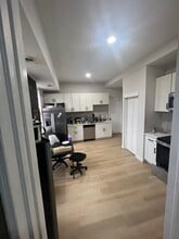 Building Photo - 1216 Soulard St