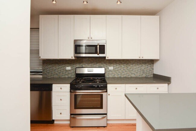 Foto del edificio - 2837 W Palmer St