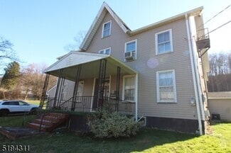 Building Photo - 172 Musconetcong River Rd