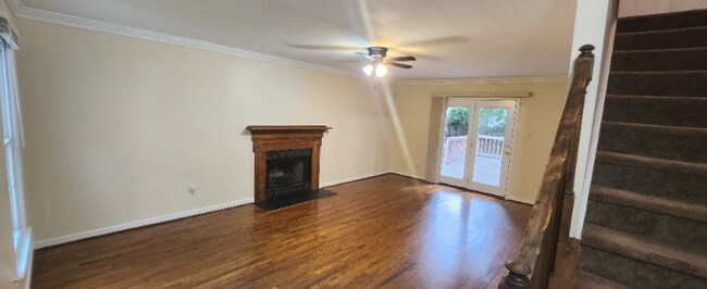 Foto del edificio - 5806 Laurel Trail Ct