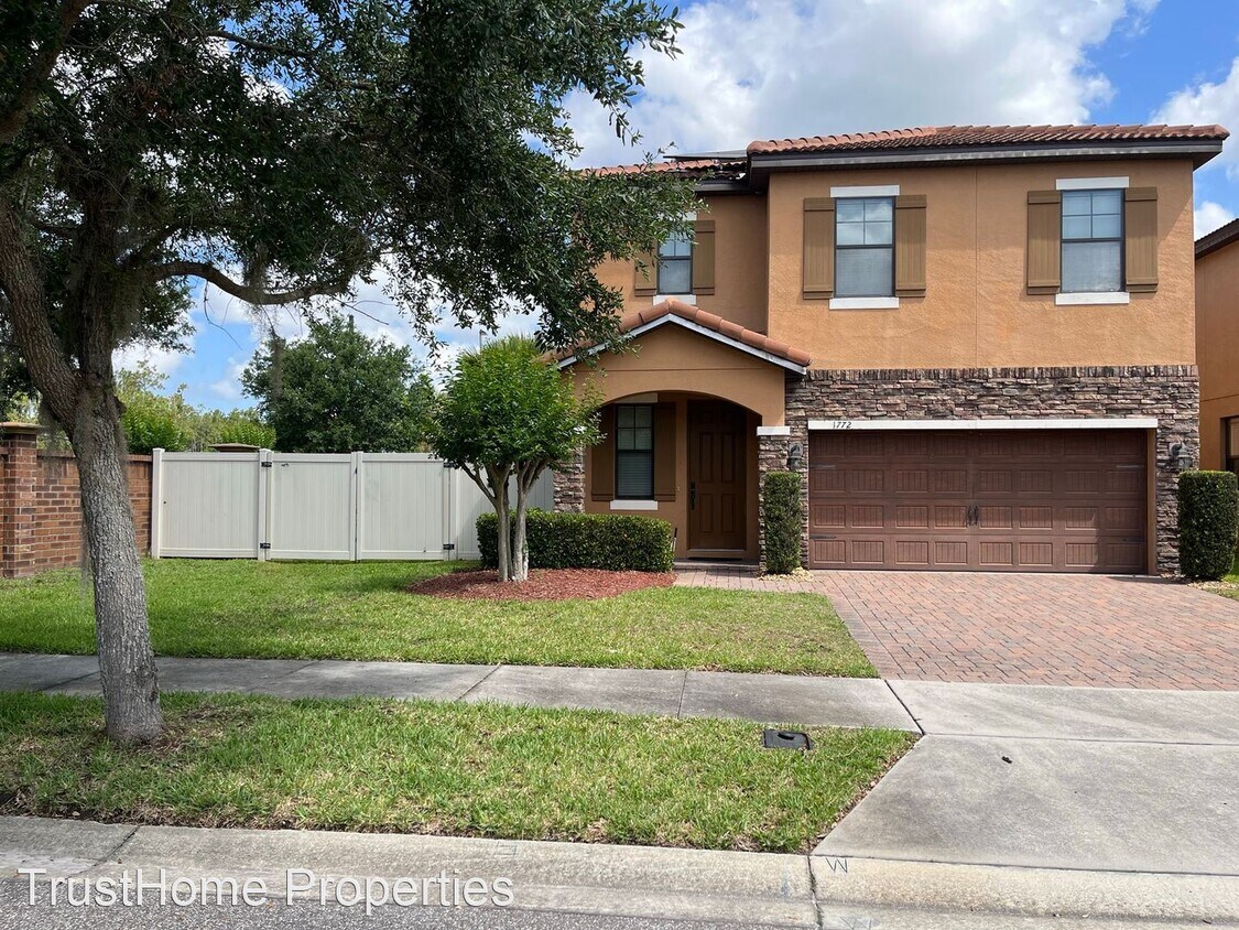 4 br, 2.5 bath House 1772 Leather Fern D... House Rental in Ocoee