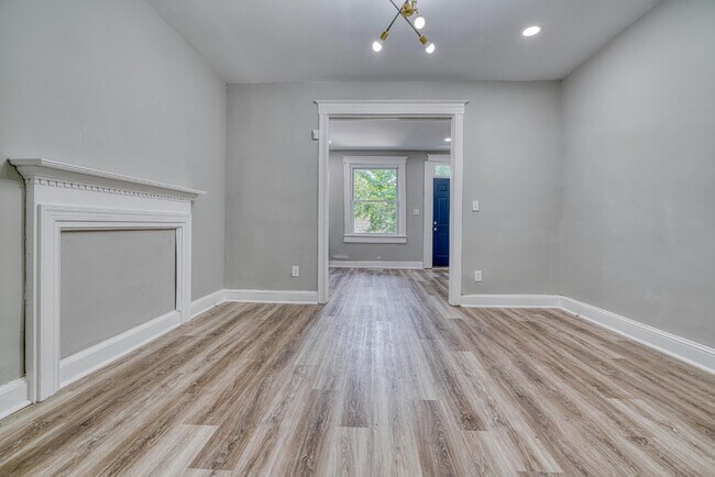 Foto del edificio - Beautiful renovated 3 bed in Remington!