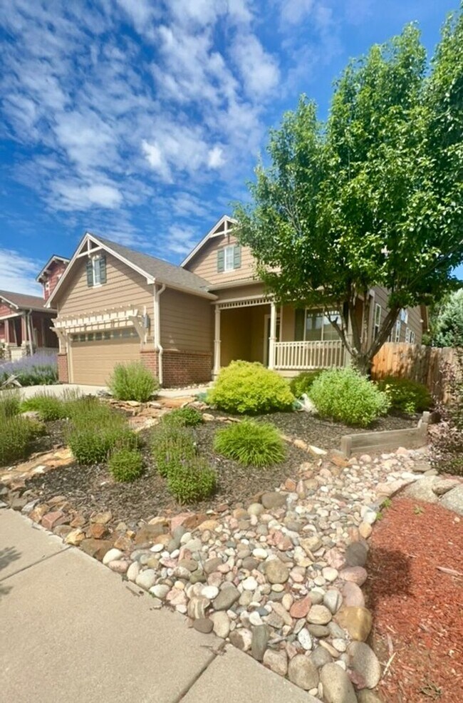 Building Photo - Gorgeous Former Model 4BD Ranch Home | Upg...