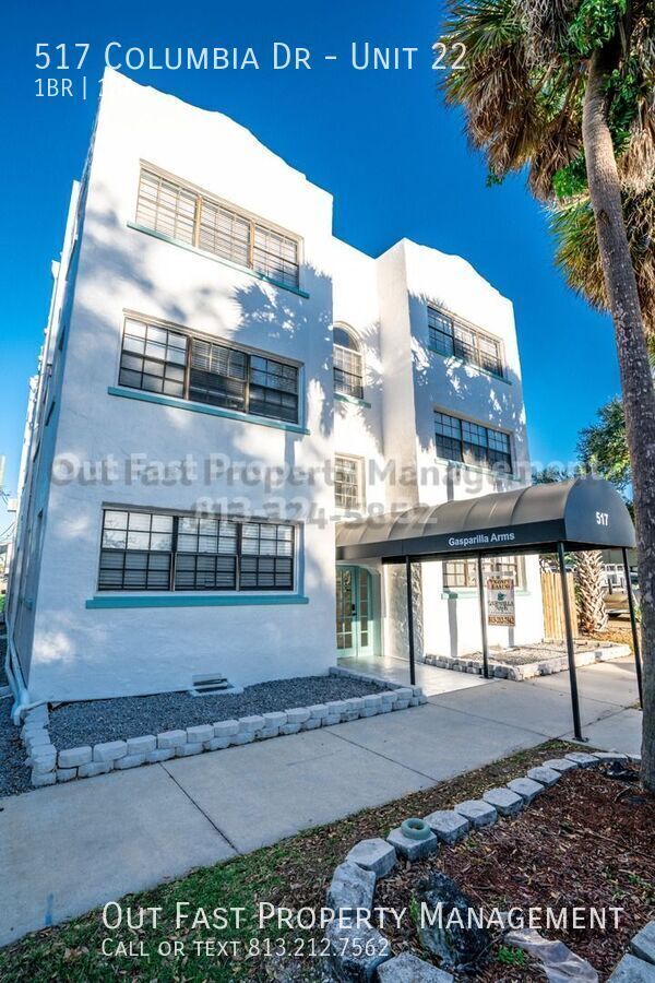 Building Photo - 517 Columbia Dr