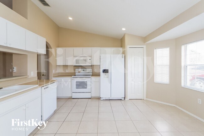 Foto del edificio - 8211 Westmont Terrace Dr