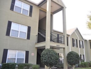 Building Photo - 2031 Dixie Belle Dr