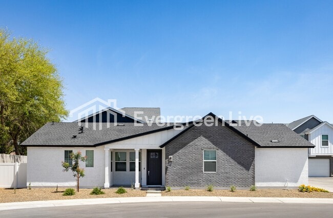 Foto del edificio - 9117 N 181st Ave