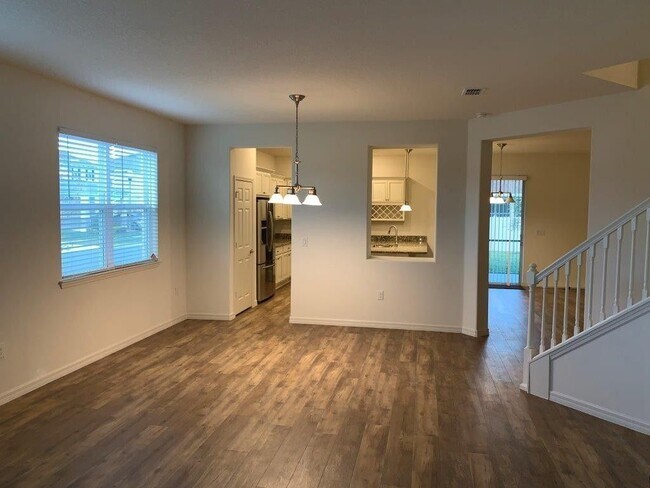 Foto del edificio - 3013 Cherry Orchard Ln