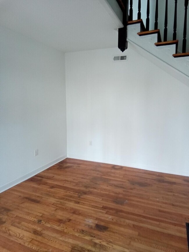 Building Photo - 2923 Langhorne Rd