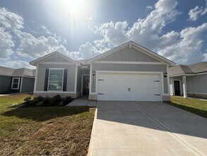 Building Photo - 15875 Berry Hl Dr