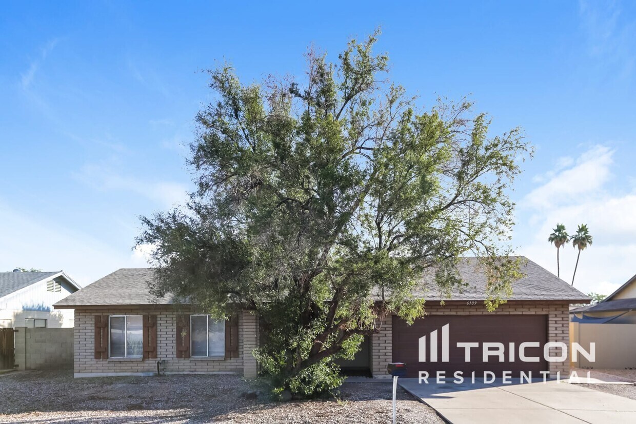 Primary Photo - 6109 S Country Club Way Tempe AZ