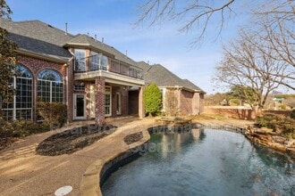Building Photo - 5004 Seville Ln