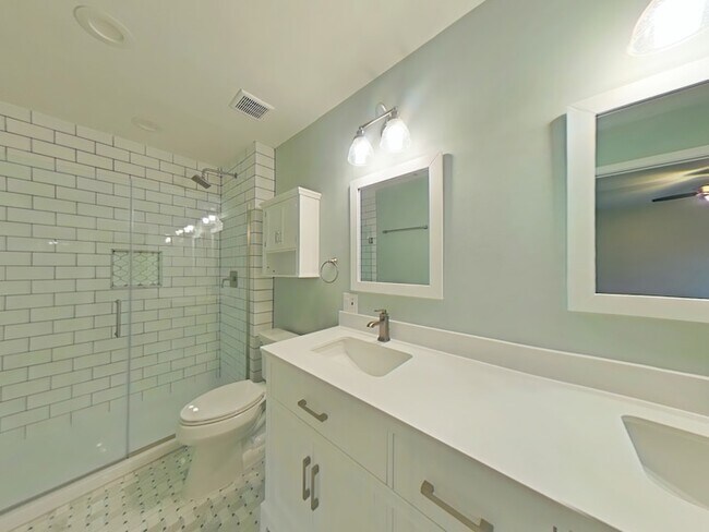 Foto del edificio - 15706 Havenrock Cir
