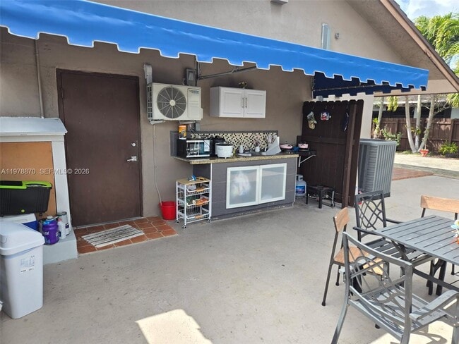 Foto del edificio - 12715 NW 8th Ln