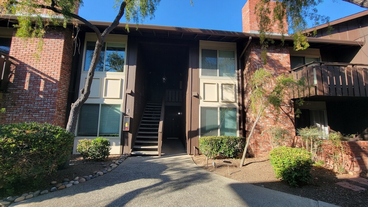 Photo - 100 East Middlefield Road, Unit 1B