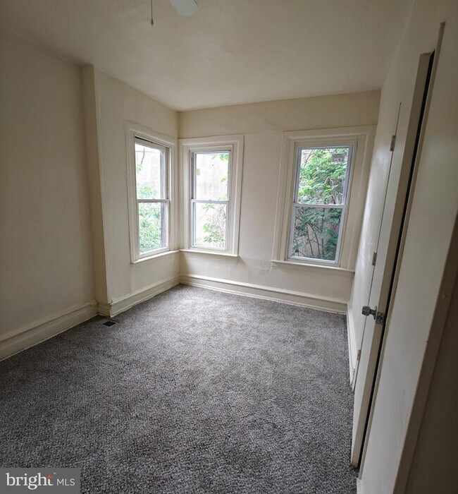 Foto del edificio - 4311 Wyalusing Ave