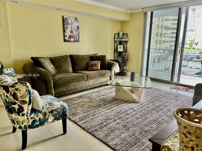 Foto del edificio - 1849 S Ocean Dr