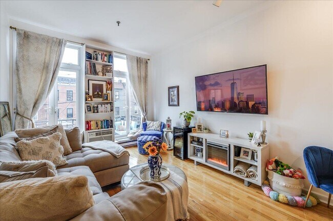 Foto del edificio - 222 Monroe St