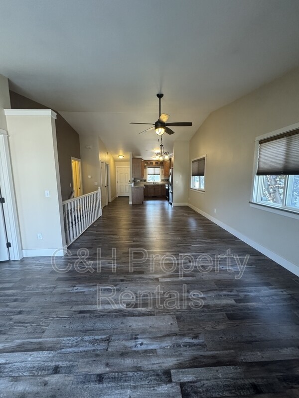 Foto del edificio - 3019 Colton Blvd