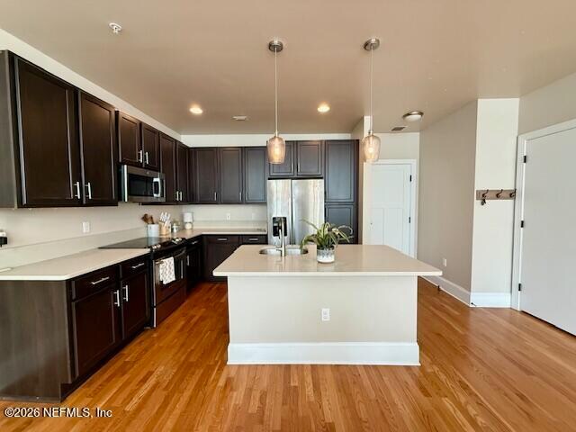 Foto del edificio - 2525 College St