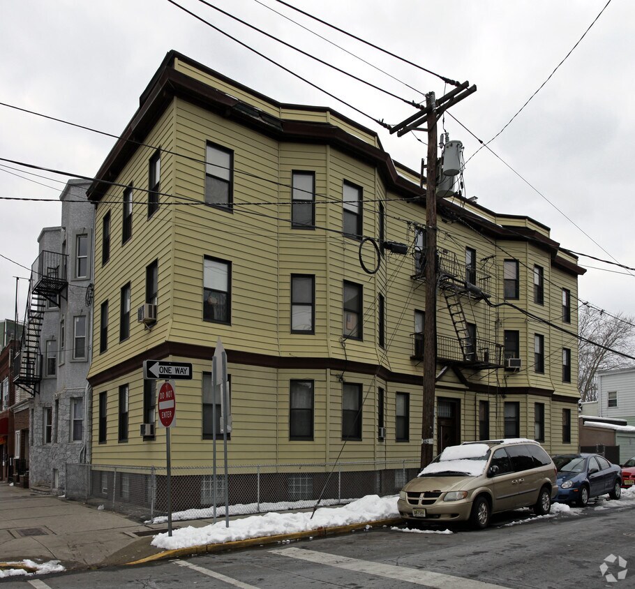 3483 John F Kennedy Blvd, Jersey City, NJ 07307 3483 John F Kennedy Blvd Jersey City, NJ