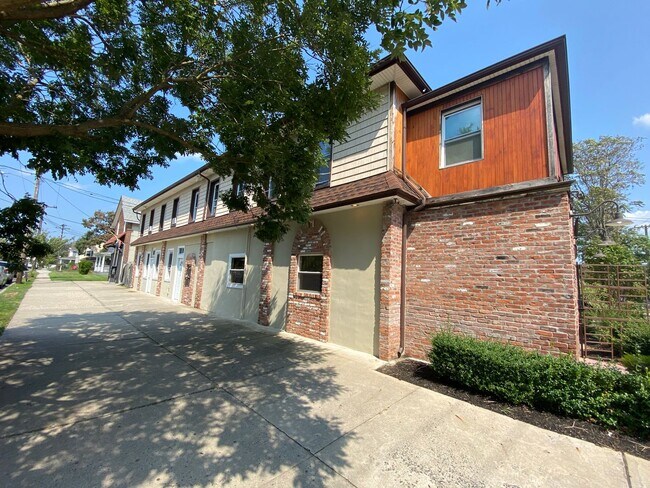 Foto del edificio - 700 Emory St