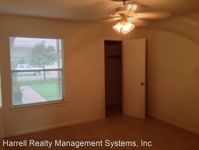 Foto del edificio - 3 br, 2 bath House - 613 Park Lane