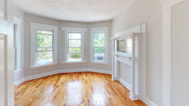 10 - 10 Apartment