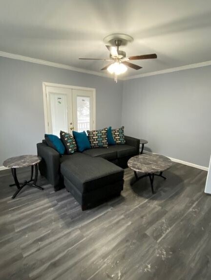 Photo - 121 Lexington Ave Apartments