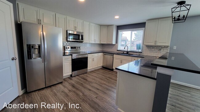 Foto del edificio - 4 br, 2.5 bath House - 293 Glacier Court SE