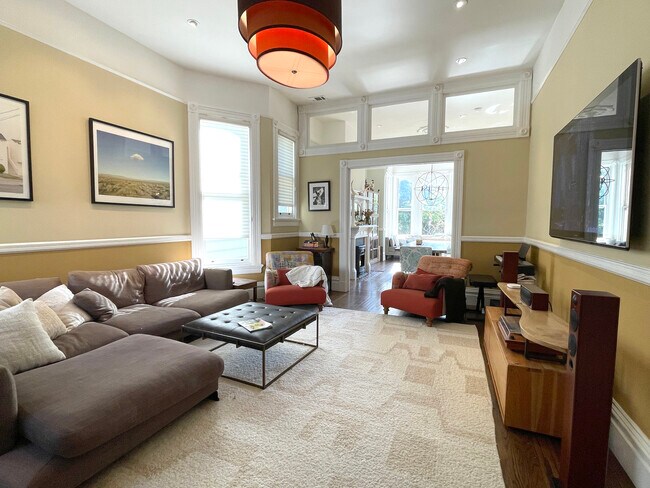 Foto del edificio - 954 Haight St
