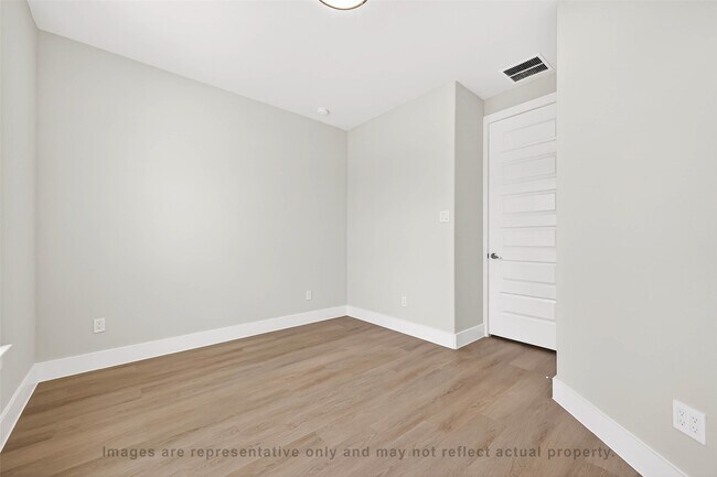 Foto del edificio - 10719 Mason Rd