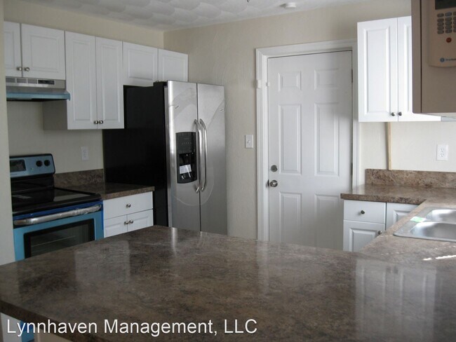 Foto del edificio - 3 br, 2 bath House - 3304 Nelson St