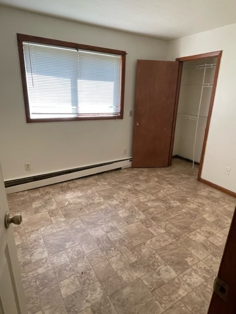 Building Photo - 2152 Belmont Ln