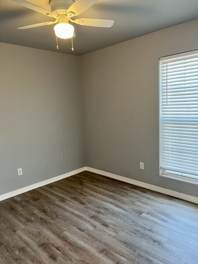 Foto del edificio - 3 Bedroom Duplex