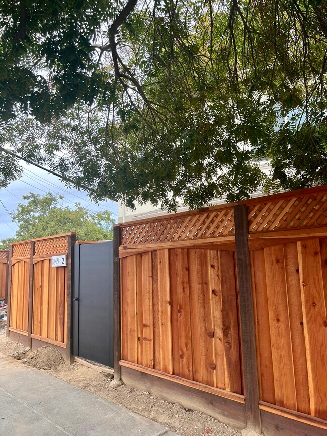 Foto del edificio - 1849 Potrero Dr