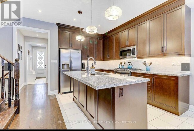 Building Photo - 63 Alex Campbell Crescent
